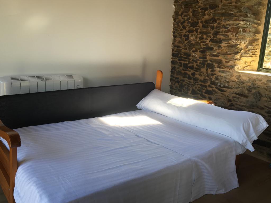 Vila Peregrina Castaneda  Luaran gambar