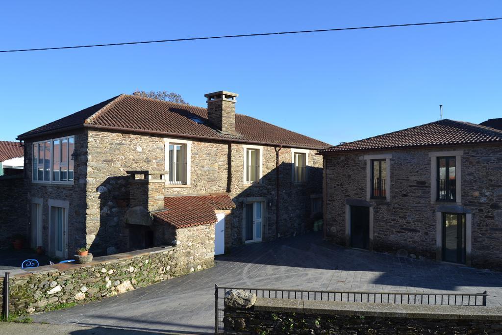 Vila Peregrina Castaneda  Luaran gambar