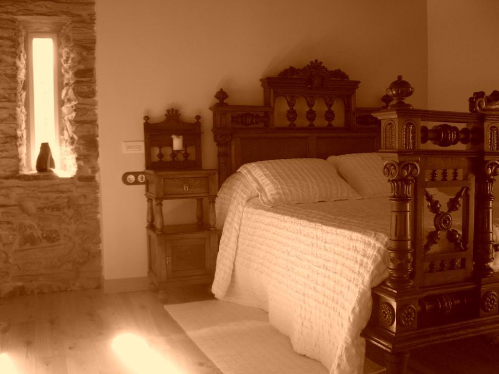 Vila Peregrina Castaneda  Luaran gambar
